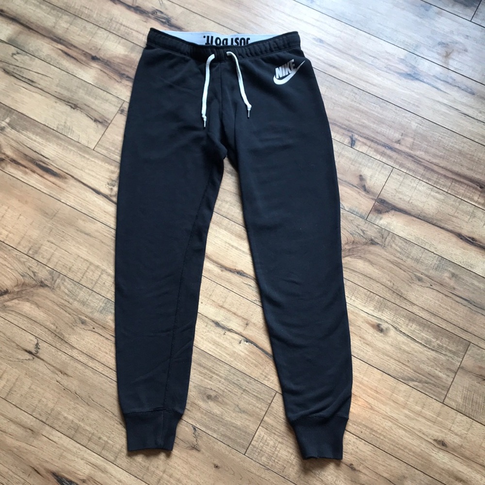 Nike Joggers